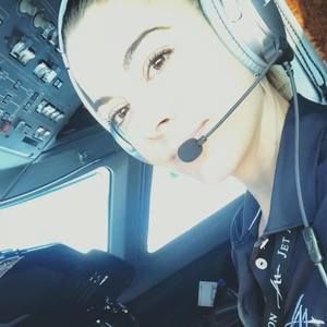 Meet your Posher, Cara